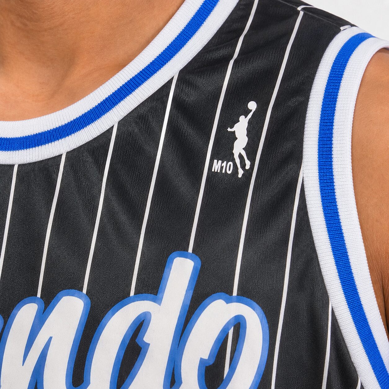 Regata Basquete Masculina M10 Classic Orlando Listrada 32 Liso-Light - Imagem 3