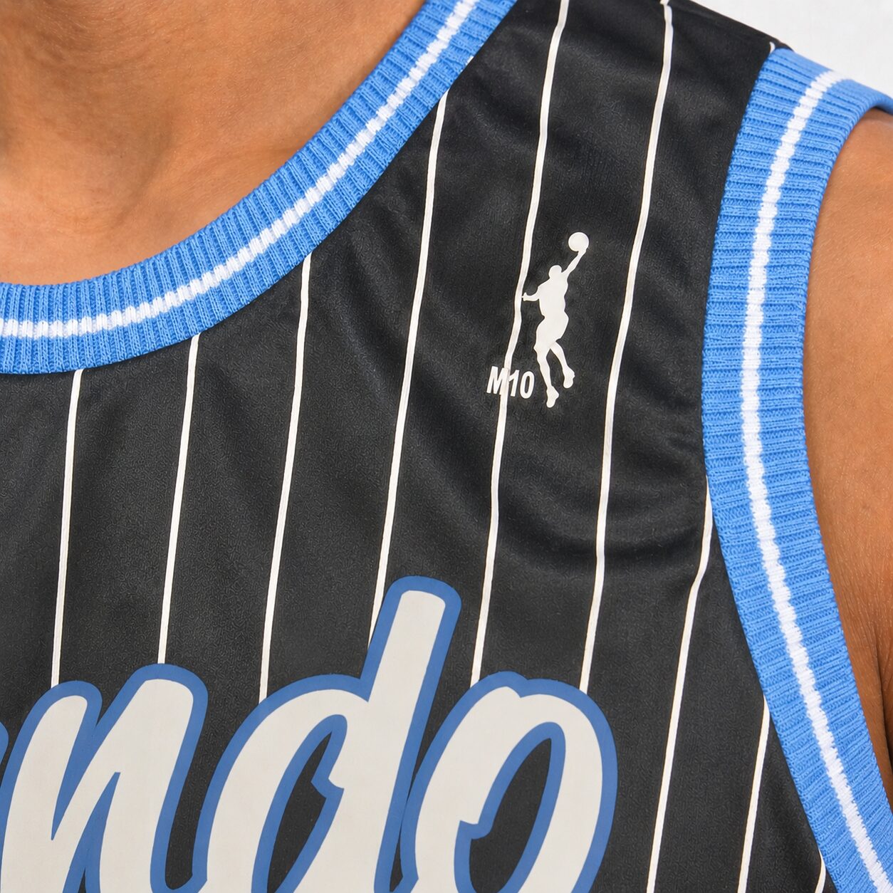 Regata Basquete Masculina M10 Classic Orlando Listrada 32 Liso-Light - Imagem 10